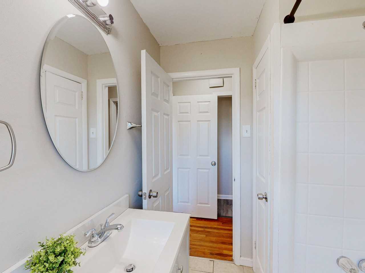 Meadow Dr - Photo 4 of 11