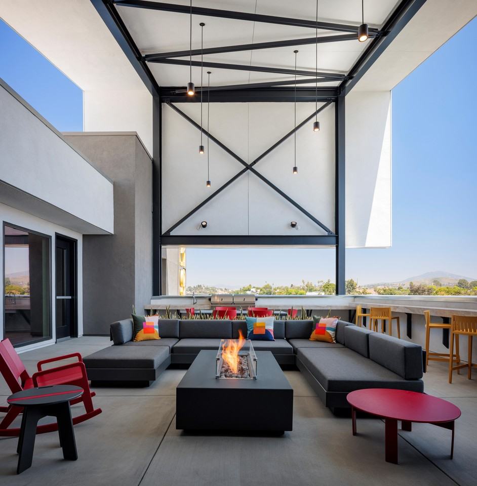 Kelvin - Photo 2 of 10