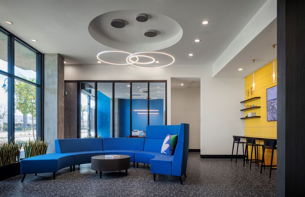 Kelvin - Photo 7 of 10