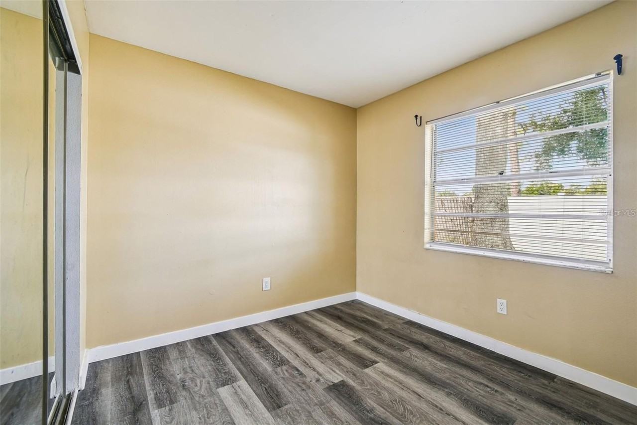 10930 Brightside Dr - Photo 7 of 22