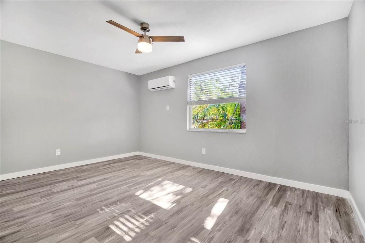 6701 S West Shore Blvd #8 - Photo 7 of 12