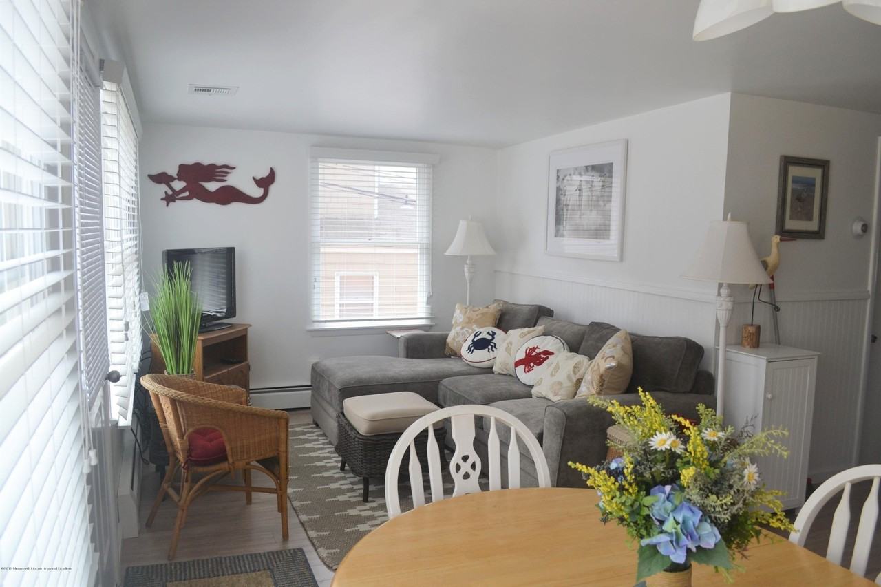 66 1st Ave - Photo 4 of 14