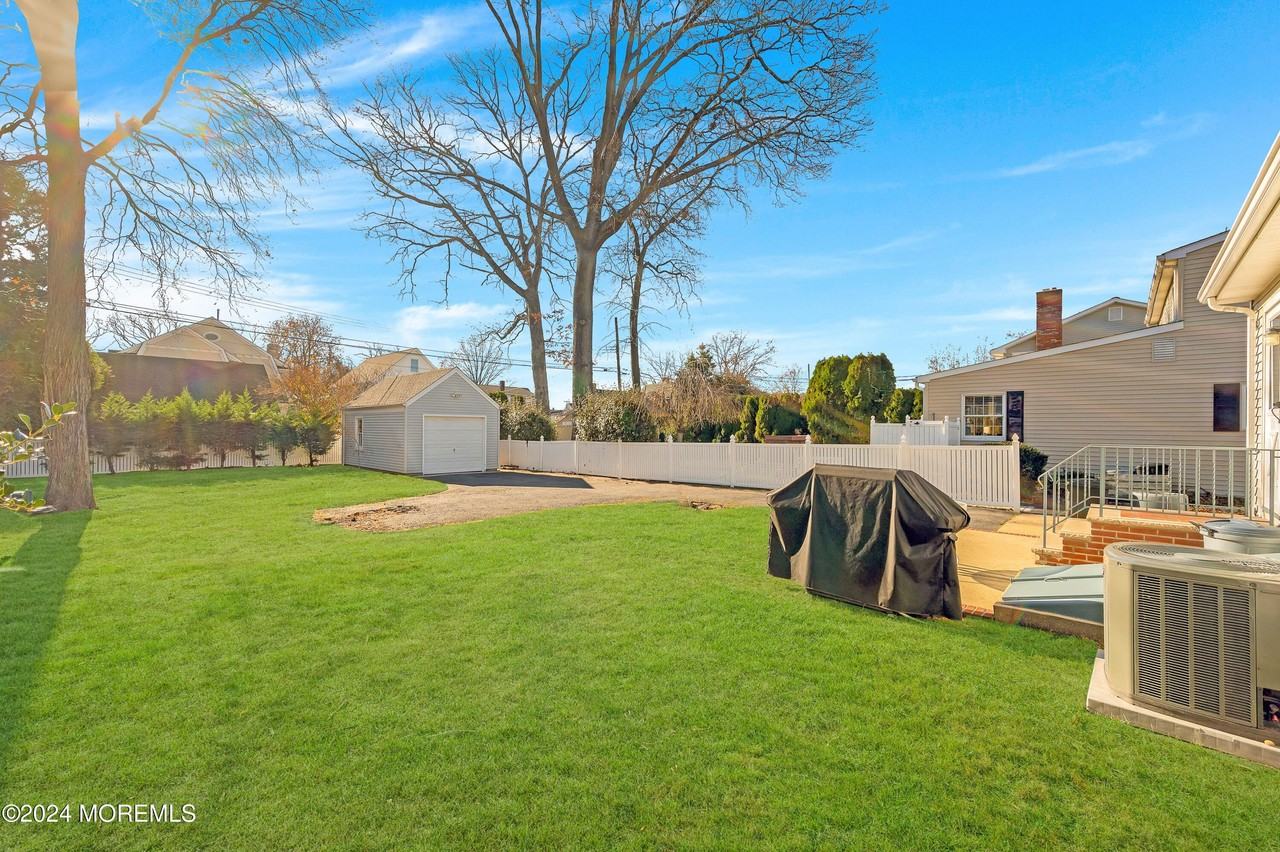 714 Philadelphia Blvd - Photo 5 of 28