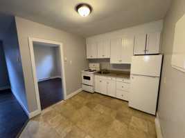 featured image of 192 Archibald St #4