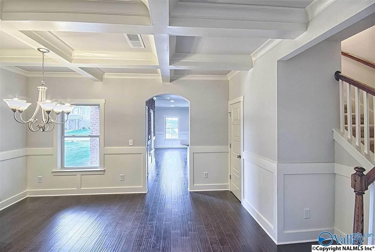 7012 Derby Dr Se - Photo 4 of 15