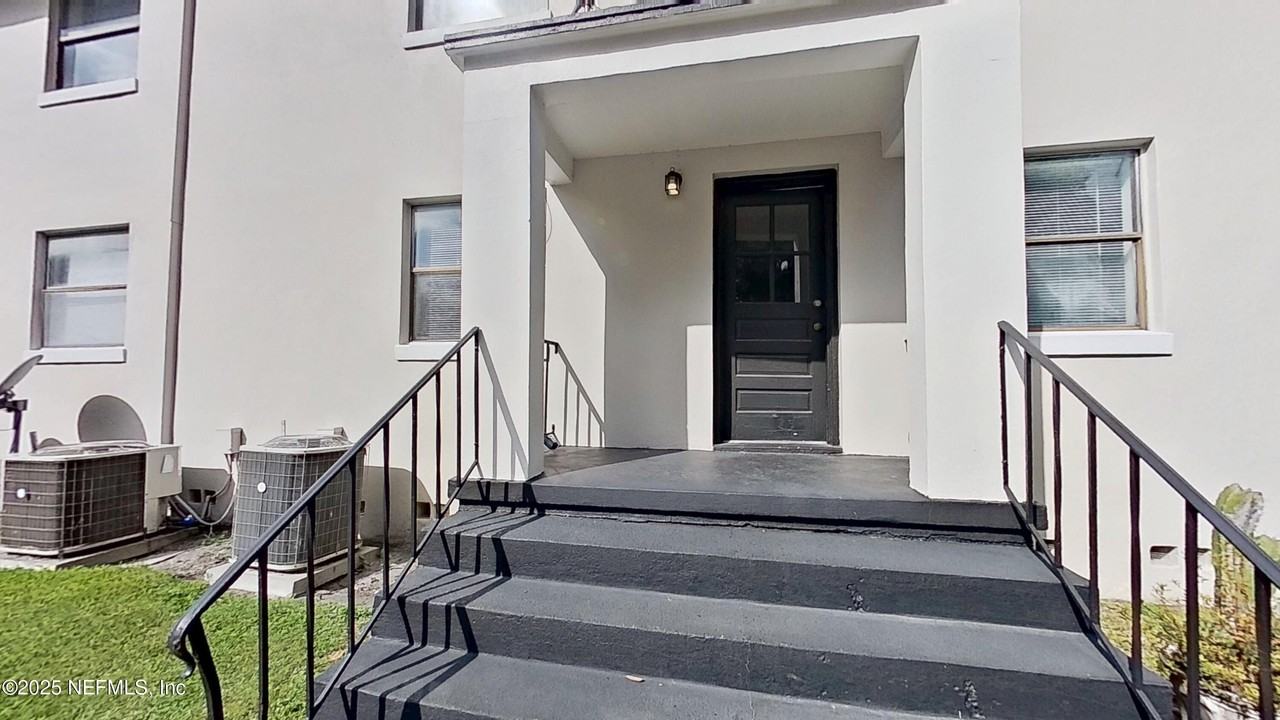 1234 Lasalle St Apt 2 #2 - Photo 2 of 17