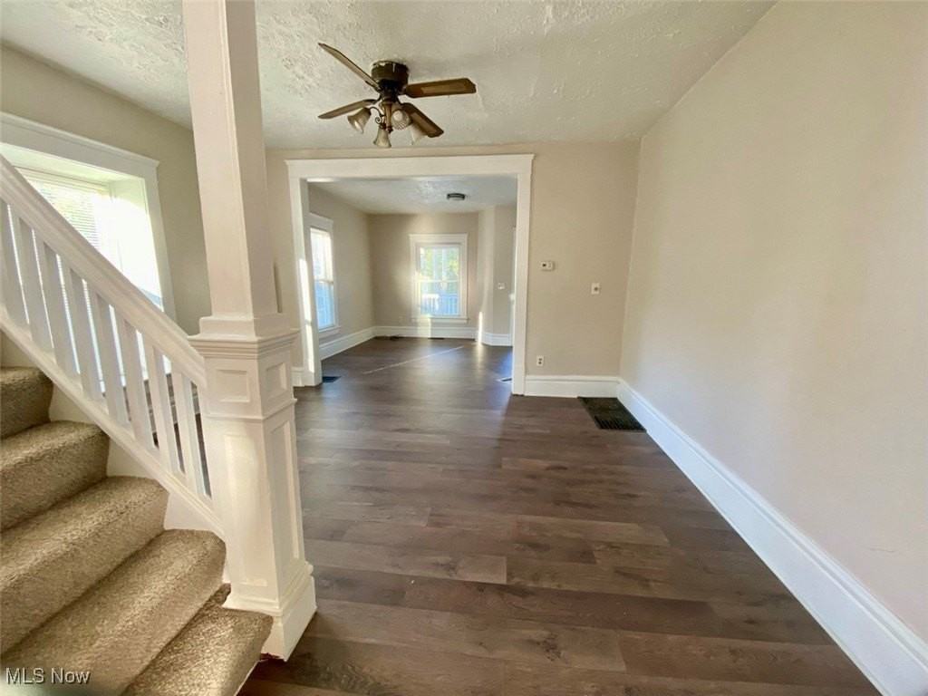 581 Schiller Ave Unit 1 #1 - Photo 2 of 12