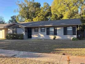 204 Ridgecrest Dr - Photo 1 of 1