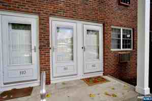 featured image of 111 Washington Dr