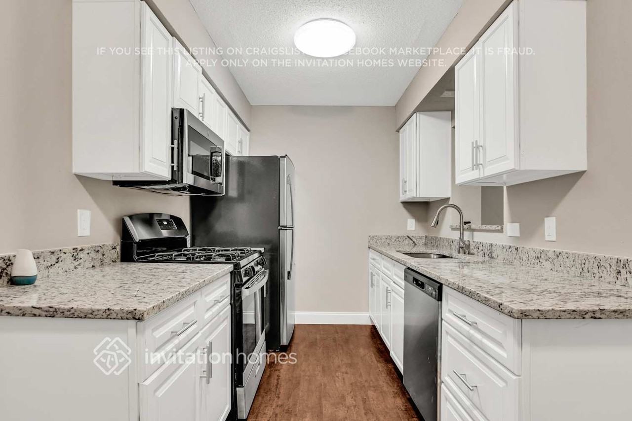 720 Benedict Way - Photo 6 of 26