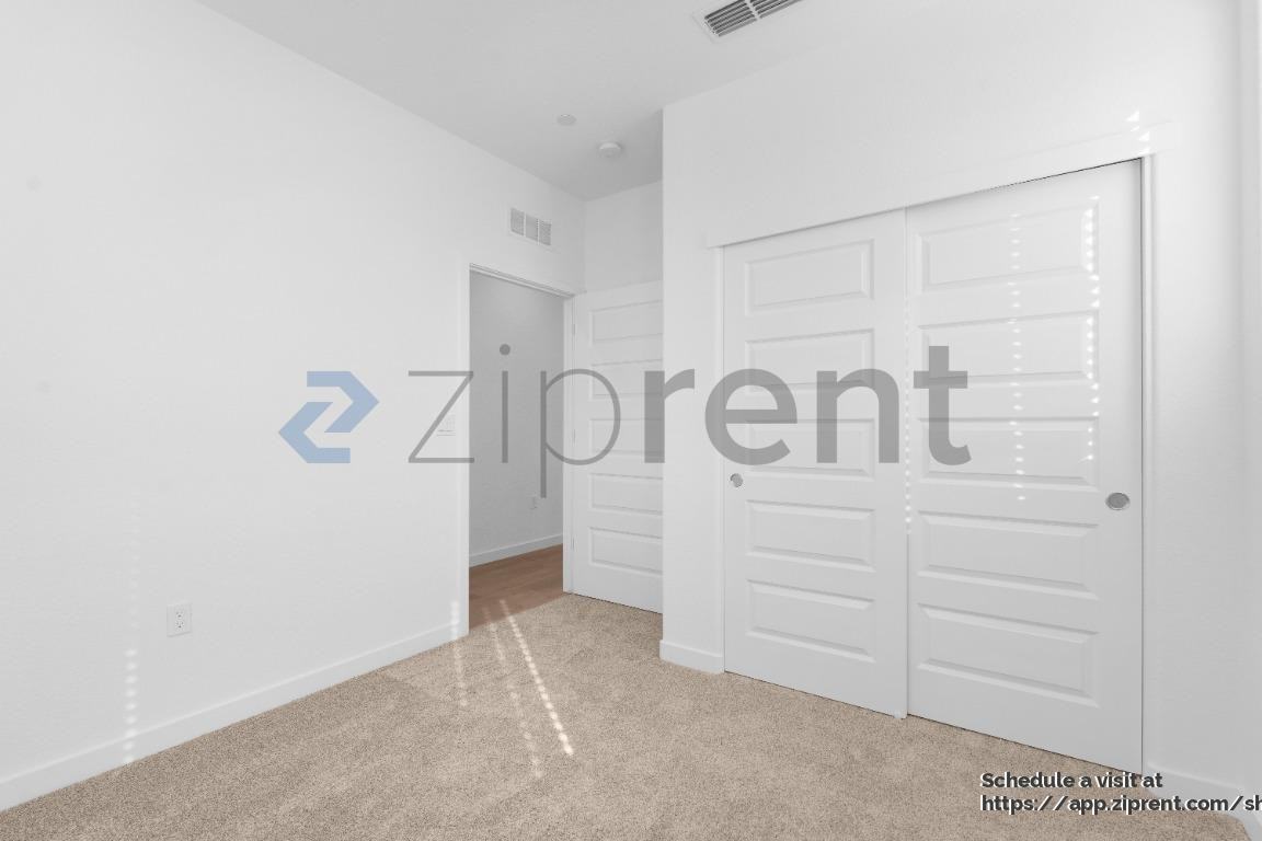 10365 Bayson Way - Photo 4 of 22