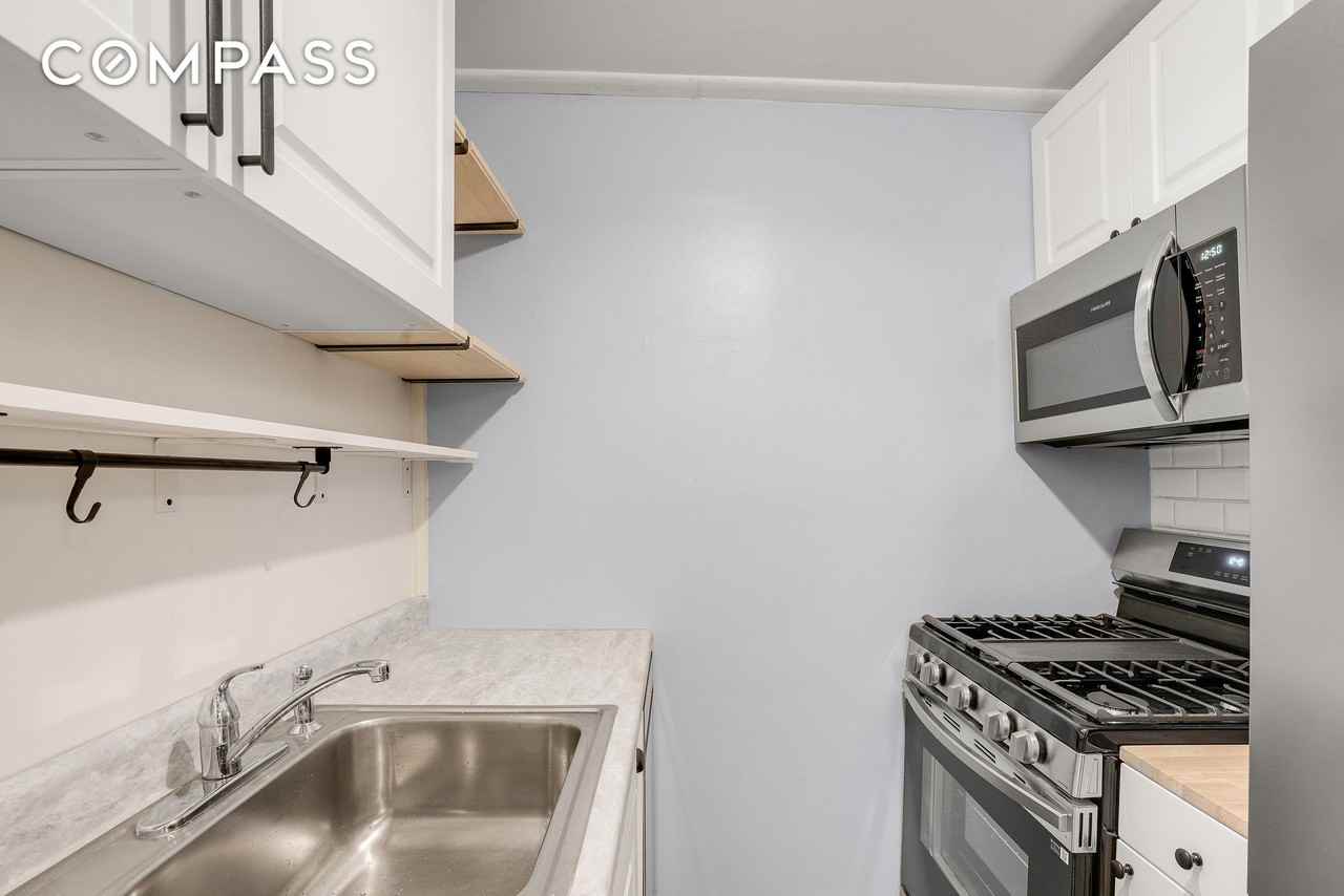 149 Wyckoff St #1 - Photo 6 of 16