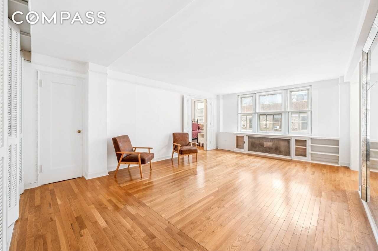 155 E 49th St #10A - Photo 2 of 5