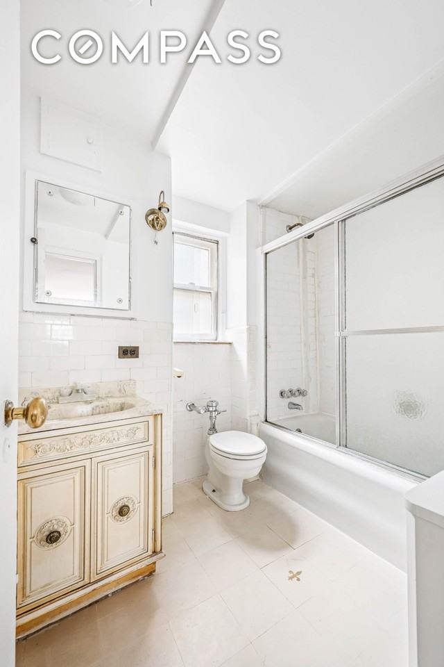 155 E 49th St #10A - Photo 5 of 5