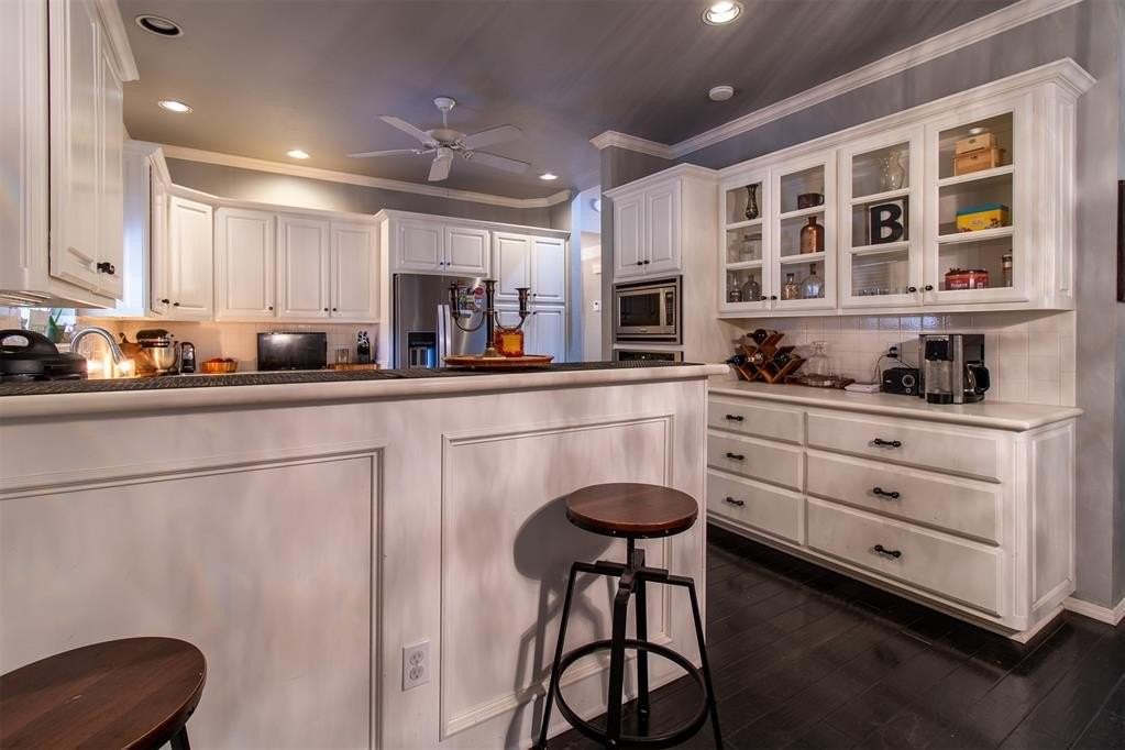 2812 Southwest 109th Street - Photo 5 of 21