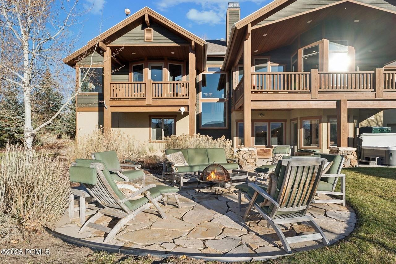 6035 Mountain Ranch Dr - Photo 4 of 50