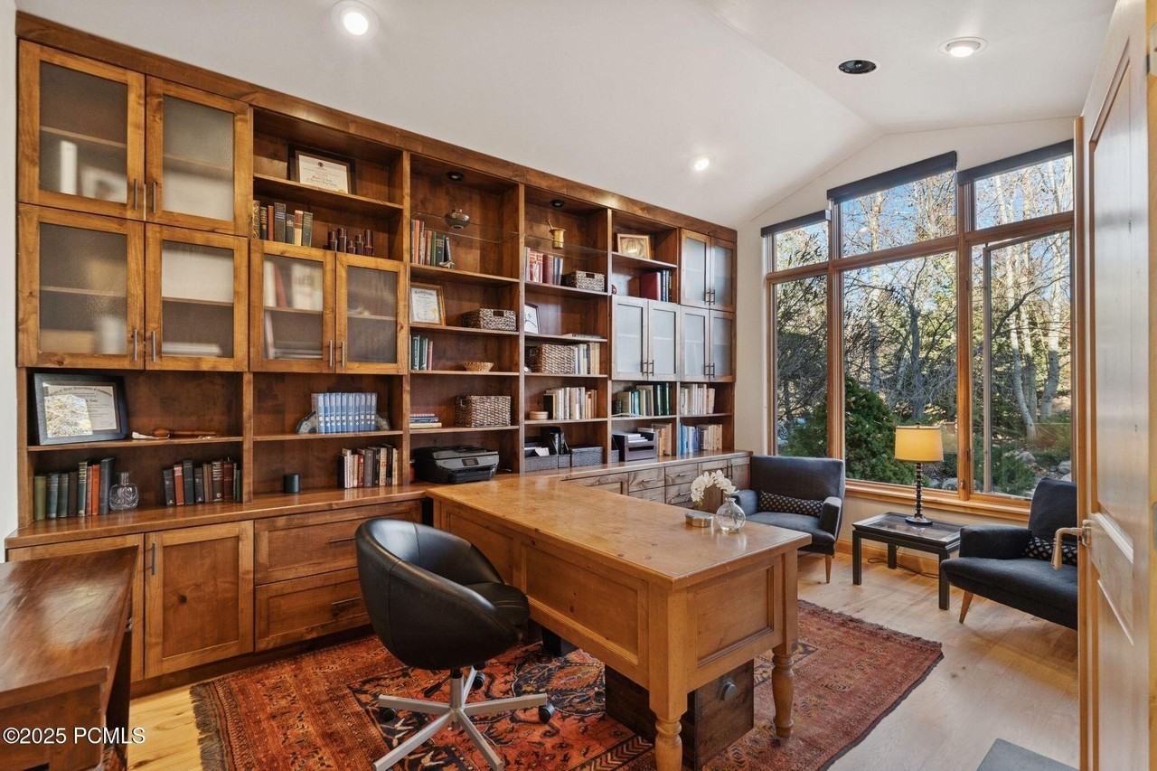 6035 Mountain Ranch Dr - Photo 5 of 50