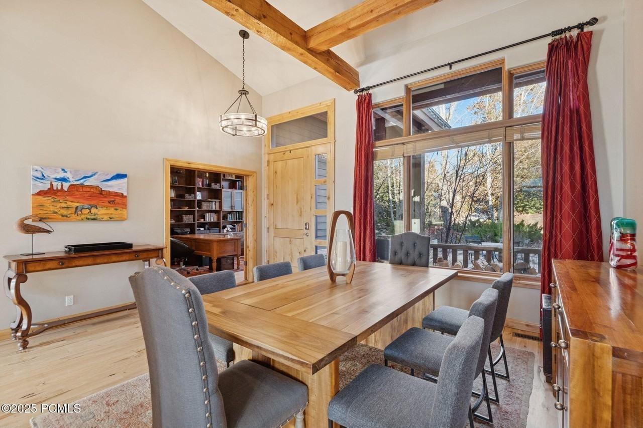 6035 Mountain Ranch Dr - Photo 6 of 50