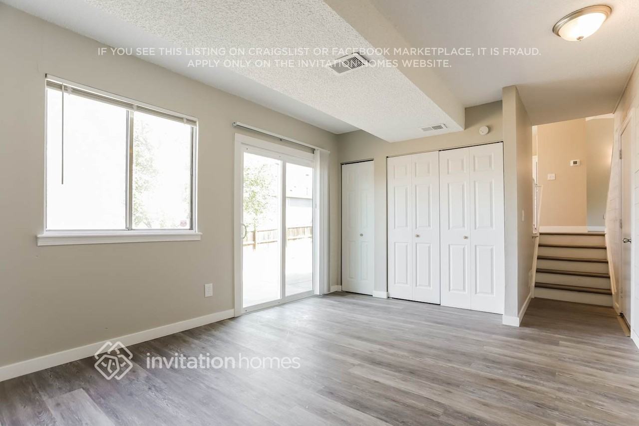 19672 East Purdue Circle - Photo 3 of 15