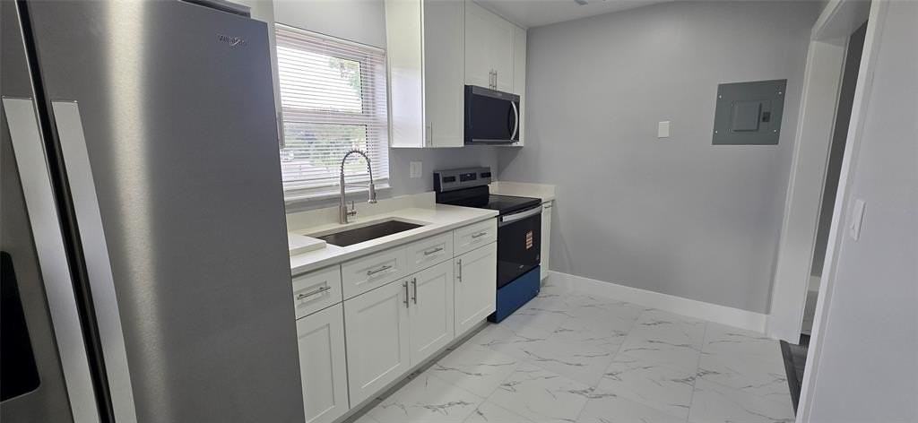 8606 Nw 35th St #5 - Photo 4 of 15