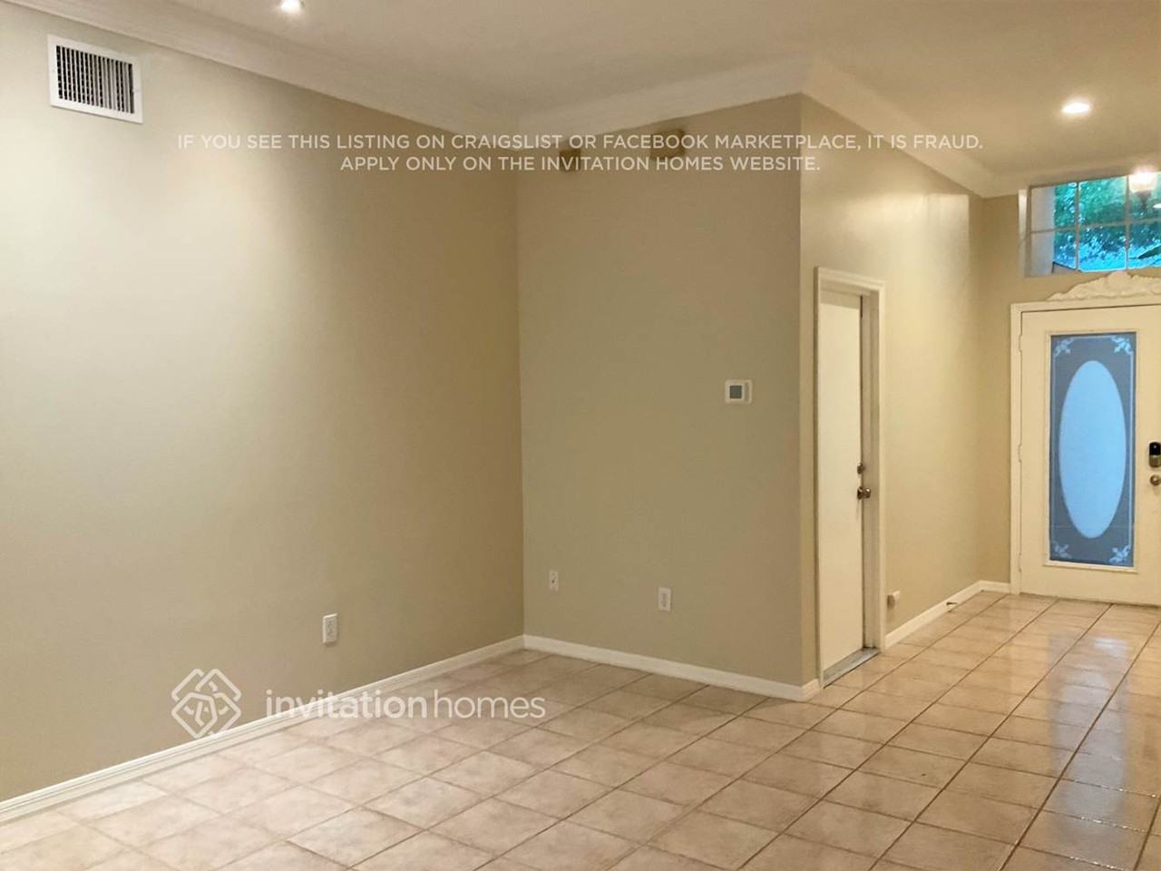 14911 Rocky Ledge Dr - Photo 3 of 15
