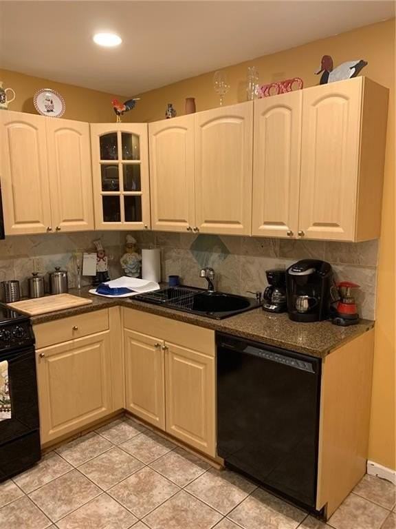 1334 Northeast 16th Avenue #REAR - Photo 5 of 37