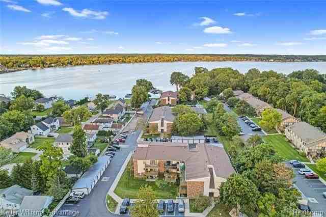 855 South Pontiac Trail #A205