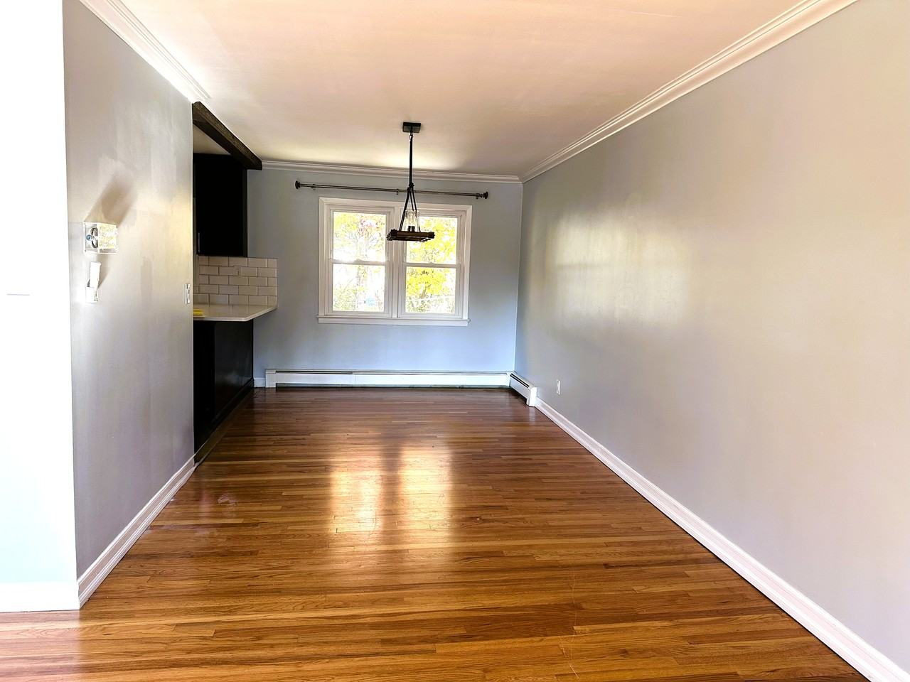 56 Sergent Court - Photo 6 of 25