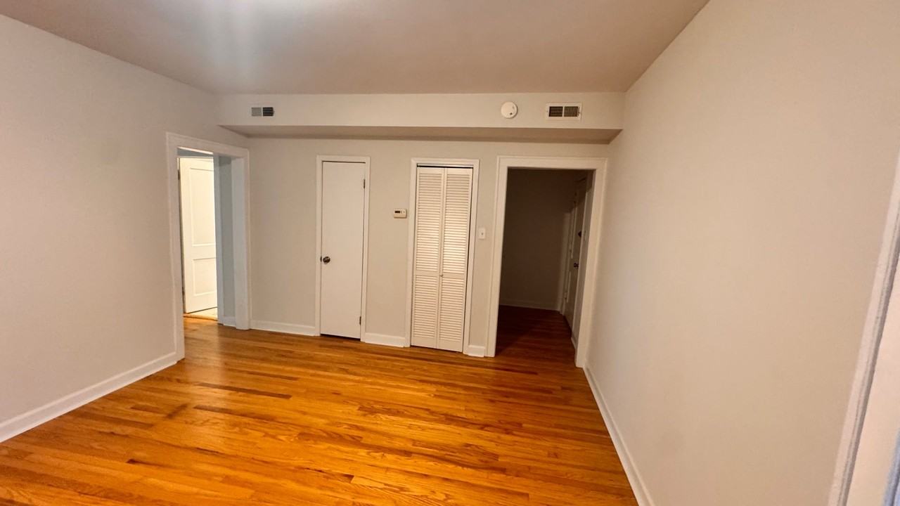 3152 W Cullom Ave - Photo 7 of 14