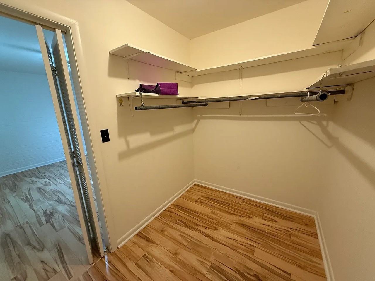 6105 Henry Ford Drive - Photo 4 of 17