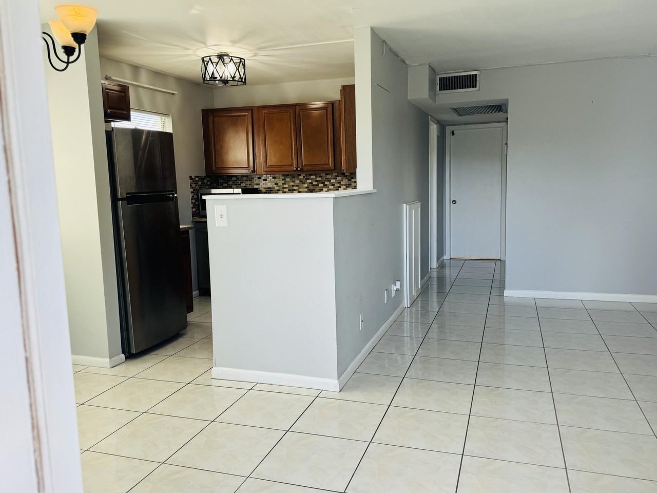 151 Brighton Dr #D - Photo 3 of 29