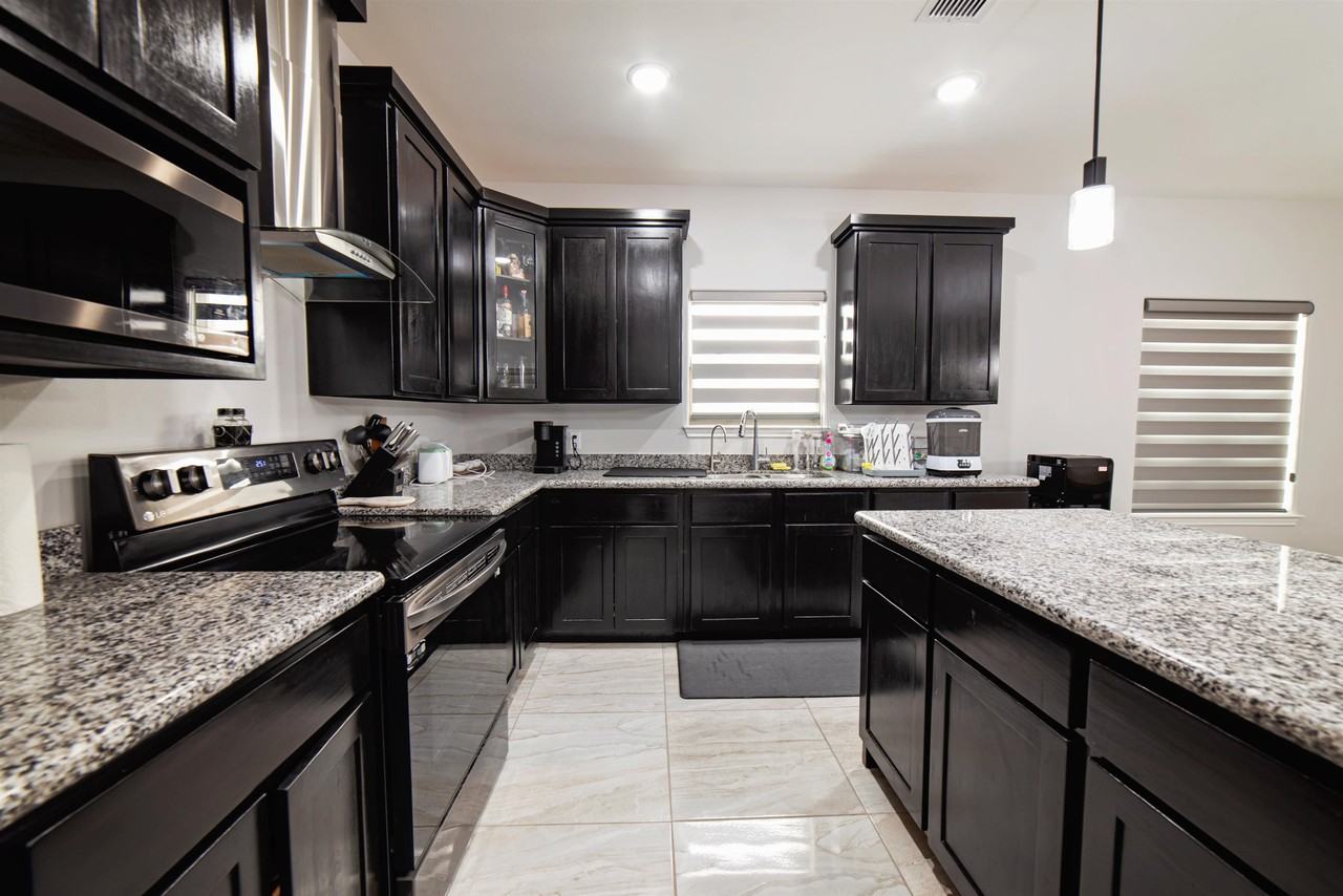 5405 Jersey Dr - Photo 7 of 32