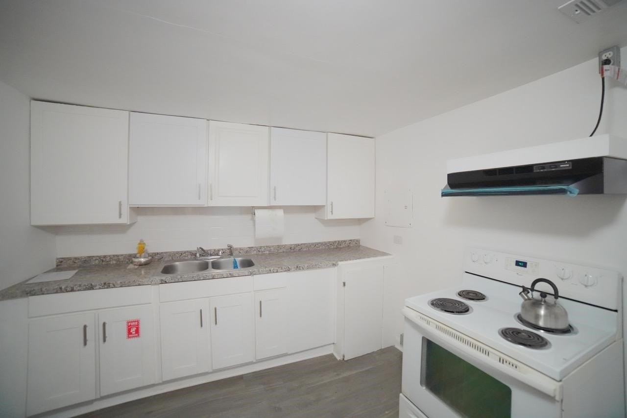 1228 Alabama Street - Photo 5 of 22