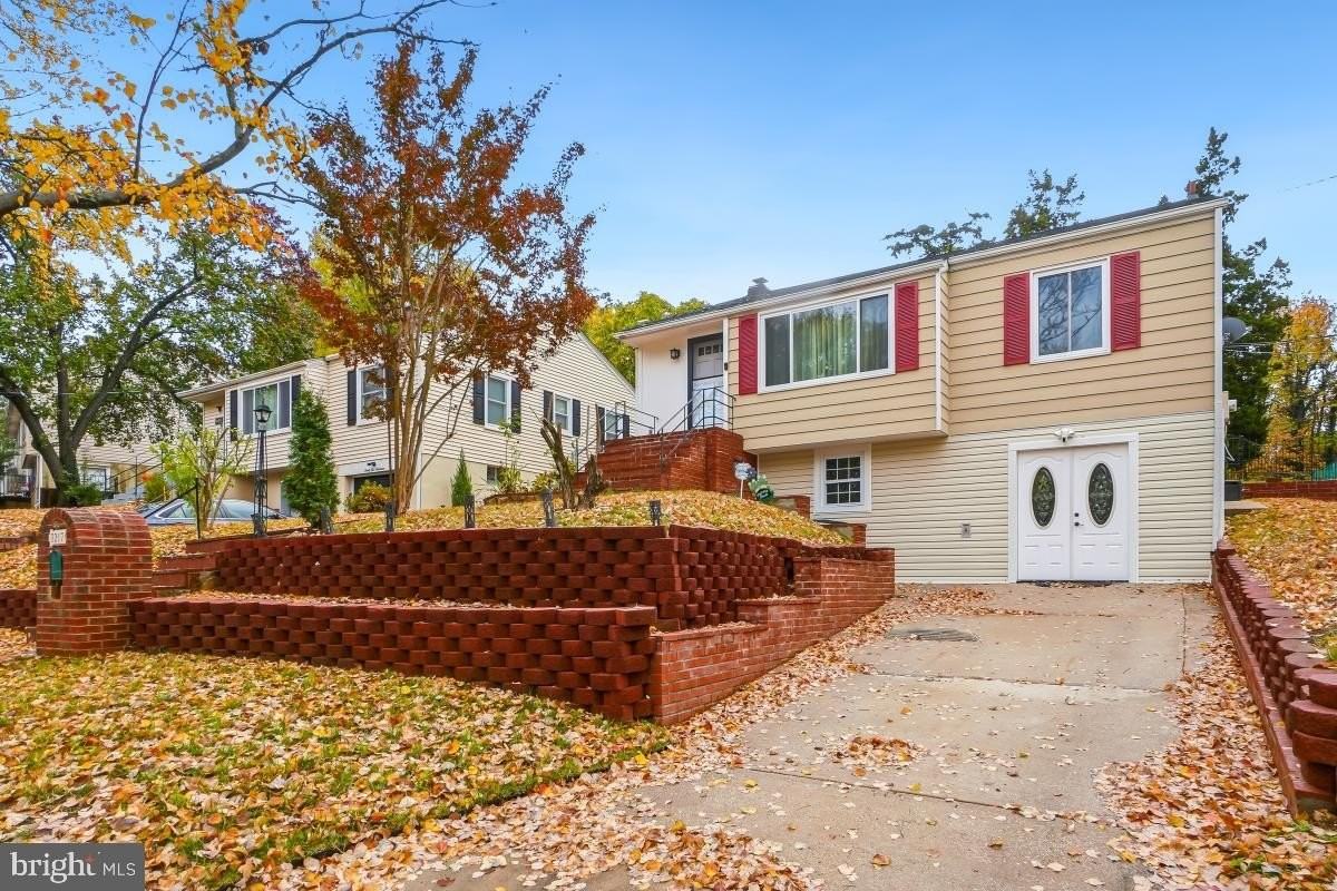 3217 Gumwood Dr - Photo 2 of 30