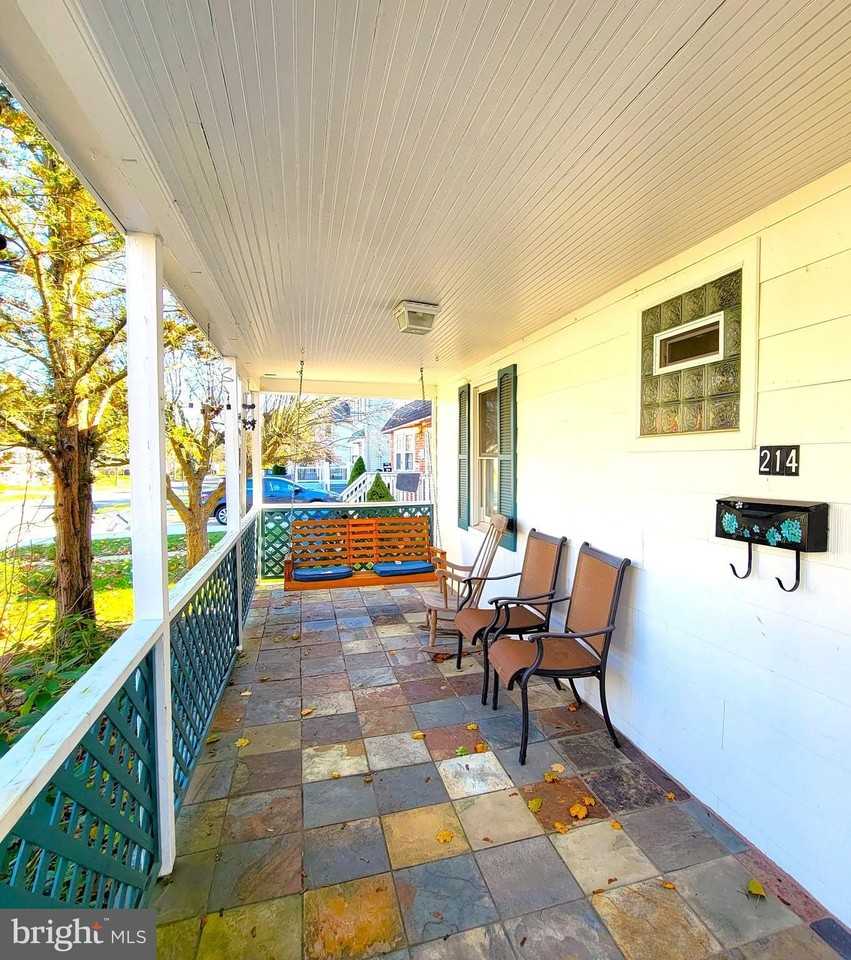 214 Villanova Road - Photo 4 of 15