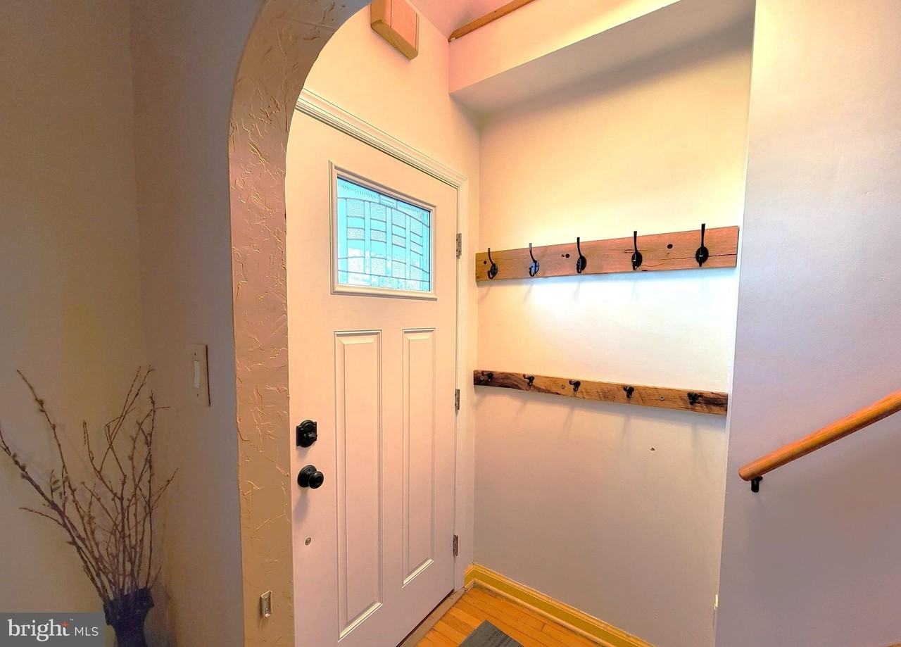 214 Villanova Road - Photo 6 of 15