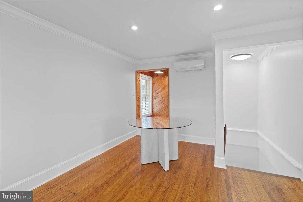 182 W Court St Unit 180 #180 - Photo 6 of 24