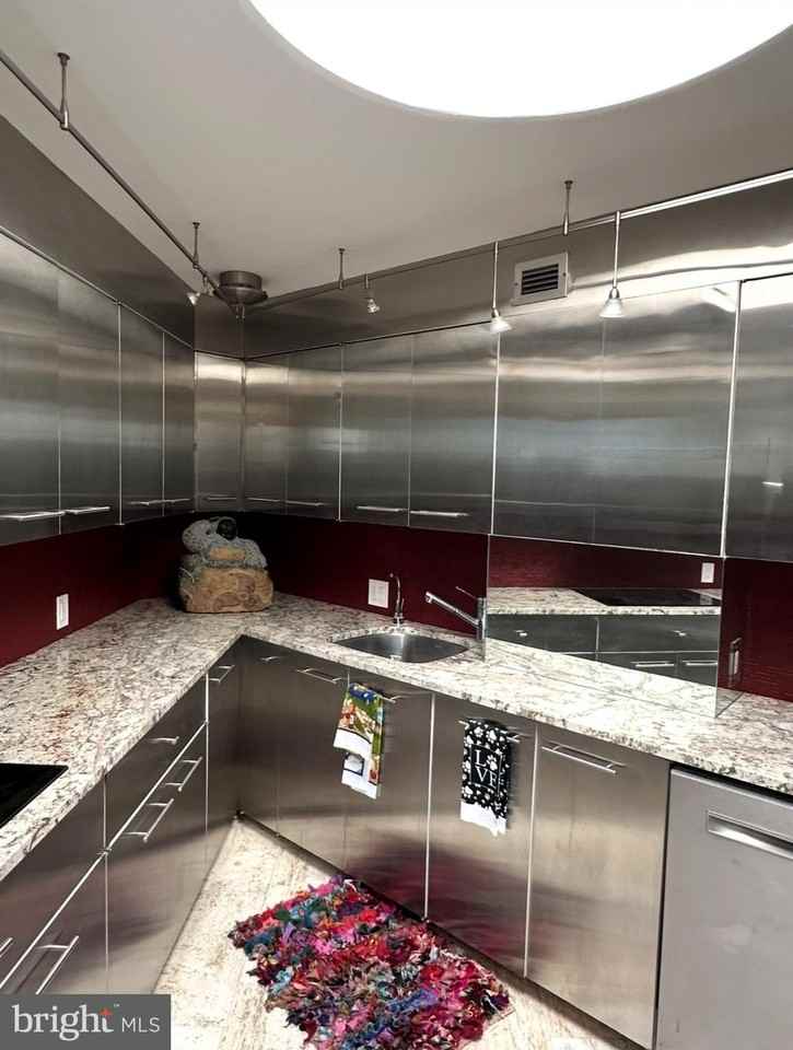 8302 Old York Rd Apt C61 #C61 - Photo 6 of 25