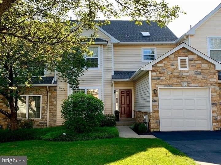 110 Canterbury Ln - Photo 2 of 22