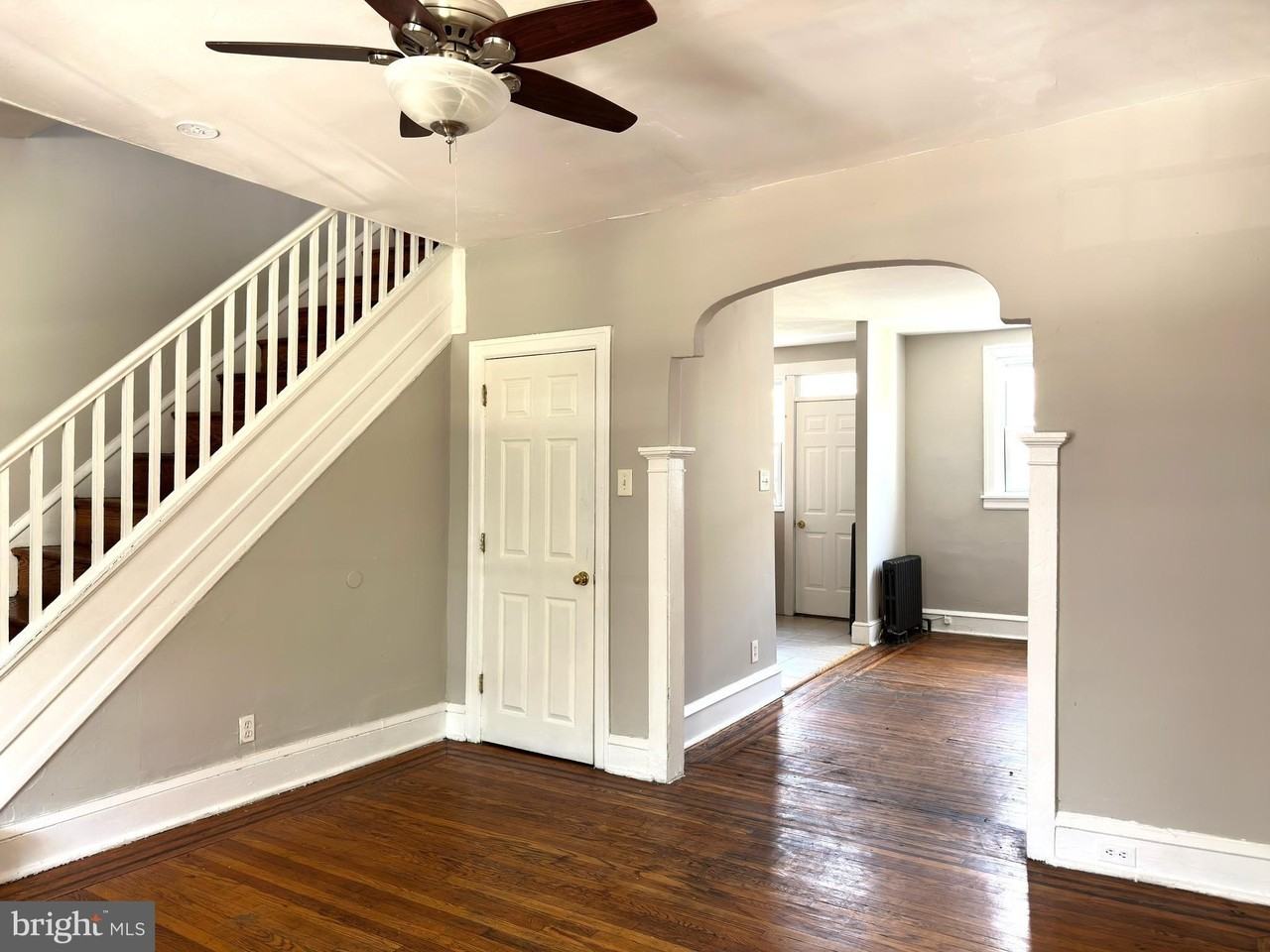 1422 S Patton St - Photo 3 of 33