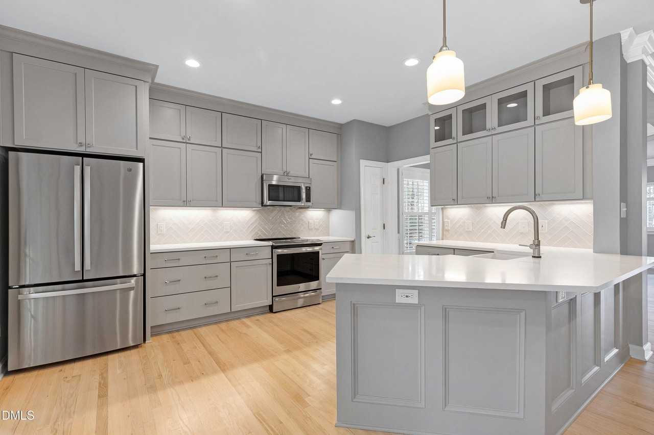 100 Kirkeenan Circle - Photo 2 of 40