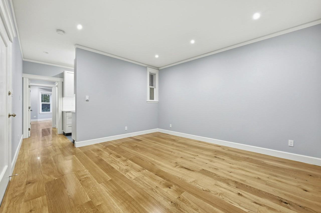 1550 Hayes St #3 - Photo 7 of 25