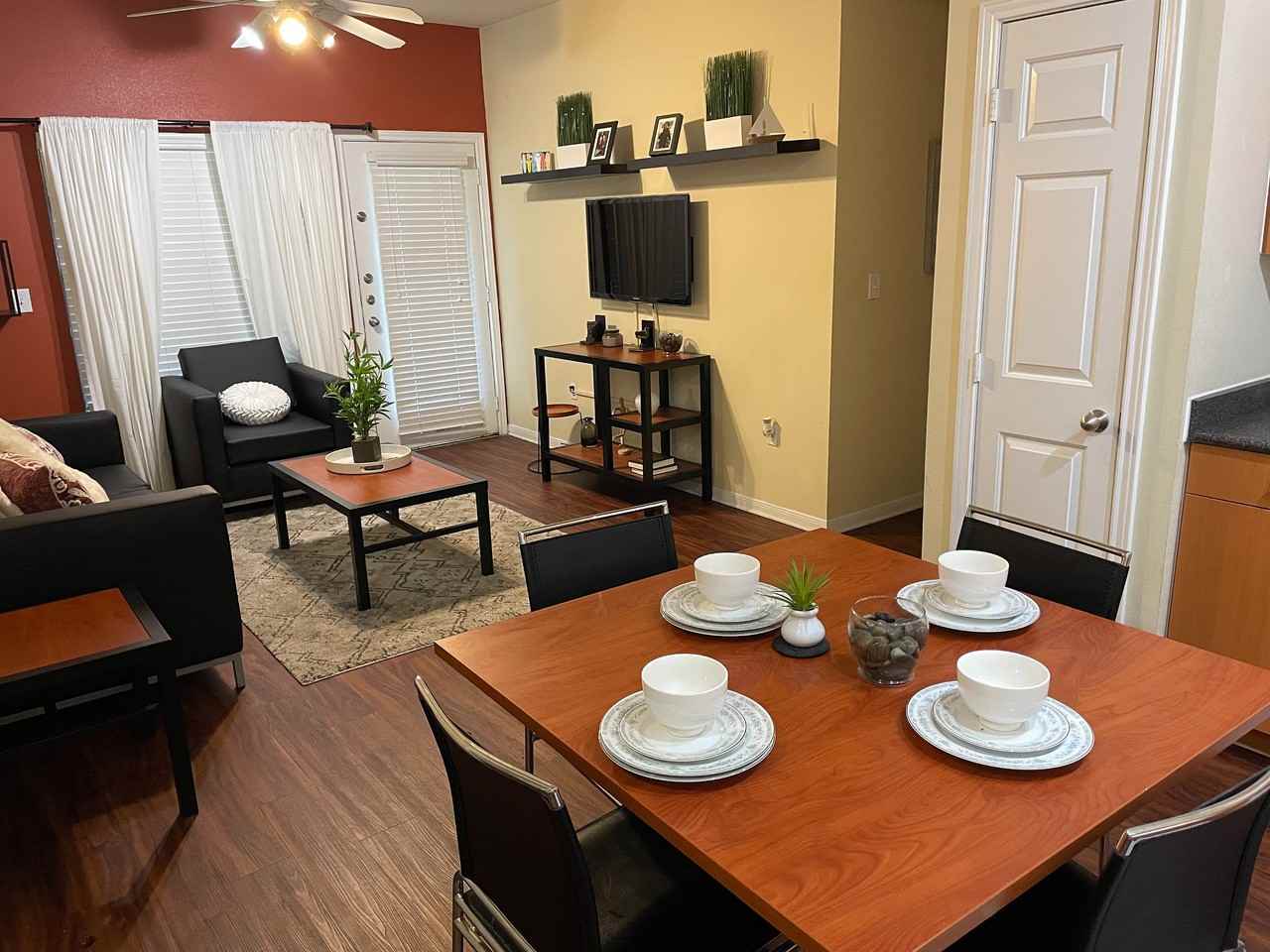 Town Lake - Photo 4 of 34