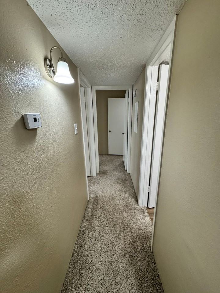 Creekwood Village - Photo 4 of 38