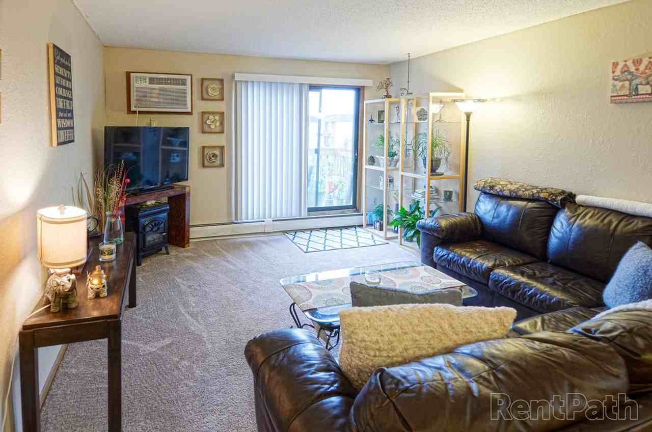 Sherburne Park Estates - Photo 6 of 20