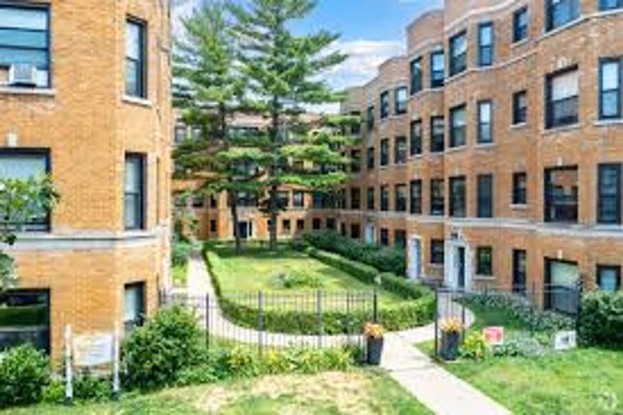 Renovated Units Blocks From The Lake and Downtown Evanston! - Photo 2 of 14