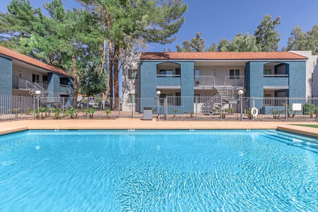 Gilbert Greens - Photo 7 of 50