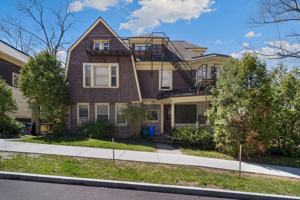 featured image of 609 E State St