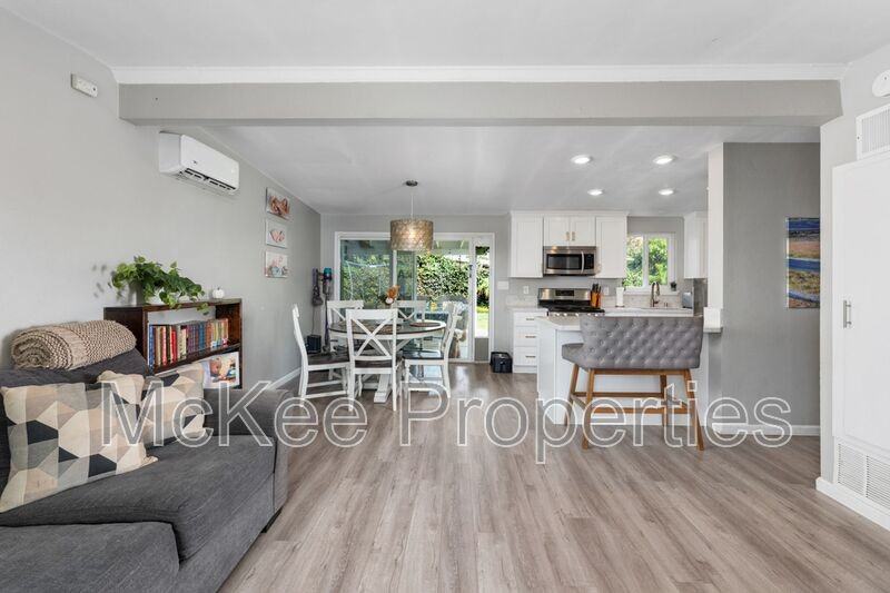 1212 Oneonta Ave - Photo 4 of 26