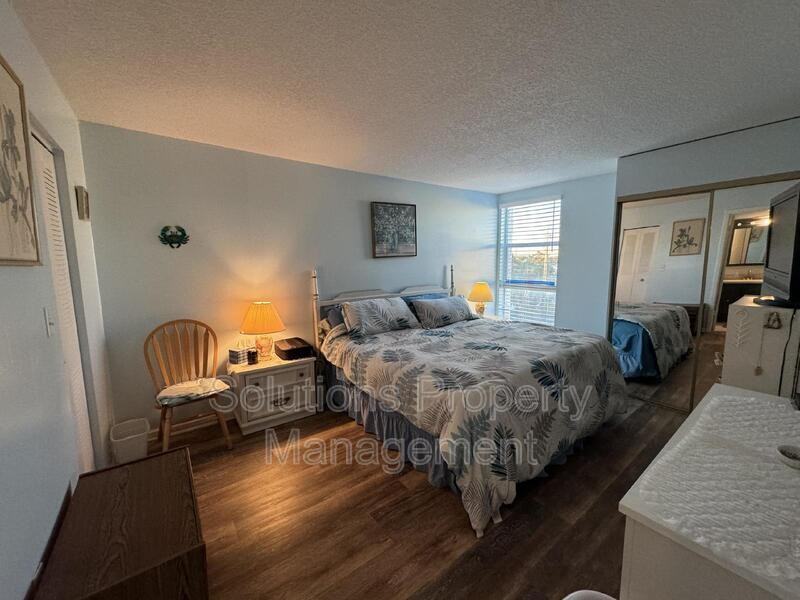 4700 Ocean Beach Blvd #322 - Photo 7 of 23